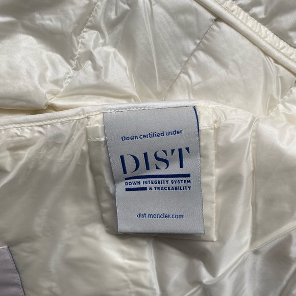 MONCLER FOR VANITY FAIR 2019 BEVERLY HILLS NEW ESTABLISHMENT SUMMIT - Picture 6 of 15